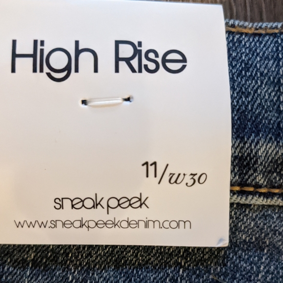 Sneak peek High Rise wide leg jeans - Picture 5 of 5